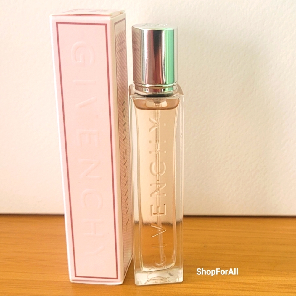 Givenchy - Picture 3 of 5